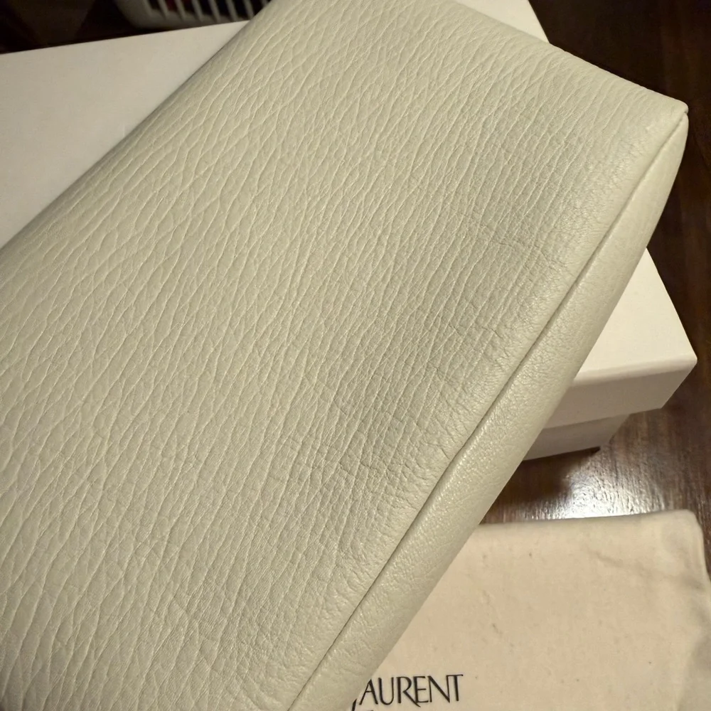 Saint Laurent Ivory Leather Envelope Clutch with Gold YSL Hardware - Picture 4 of 9